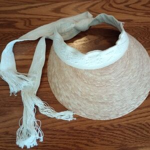 Elegant Tan and White Women's Straw Adjustable tie Visor Sun Hat OS